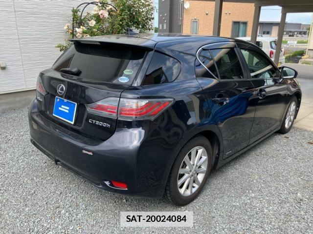 Lexus CT 2012-04 7979744-4