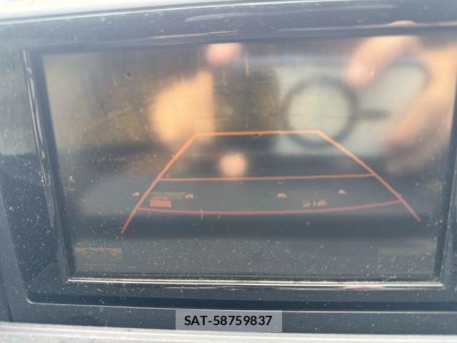 Lexus CT 2011-03 7979745-22