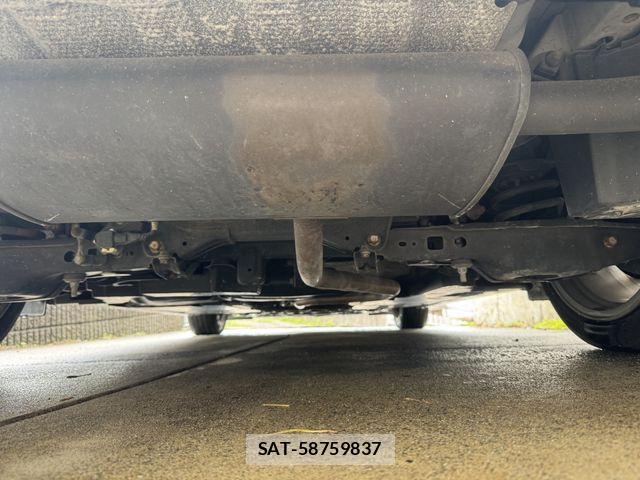 Lexus CT 2011-03 7979745-24