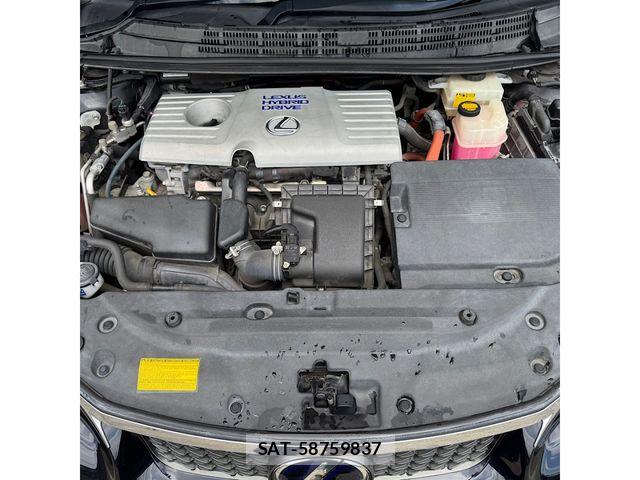 Lexus CT 2011-03 7979745-8