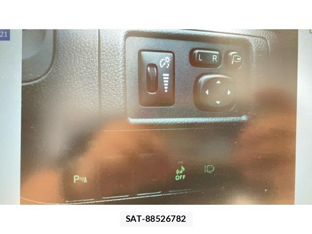 Lexus CT 2013-09 7979743-16