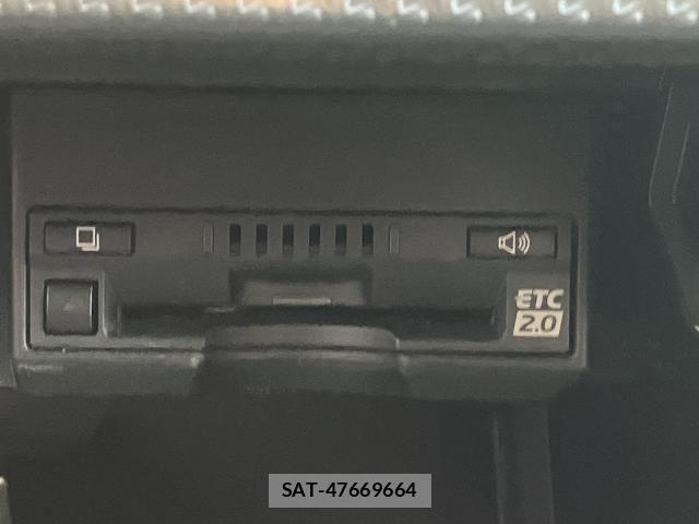 Lexus CT 2018-07 7979740-12
