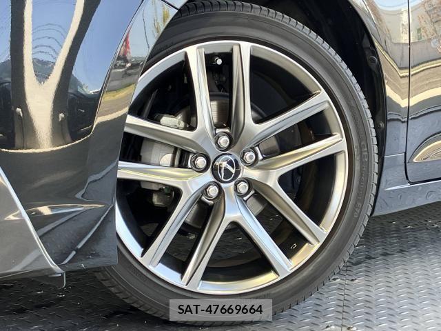 Lexus CT 2018-07 7979740-4