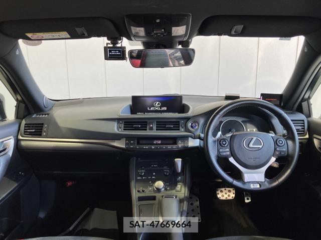 Lexus CT 2018-07 7979740-6