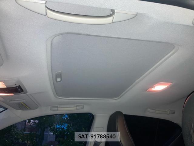 Lexus CT 2013-09 8036387-11