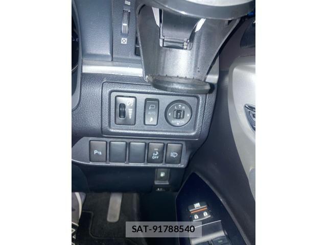 Lexus CT 2013-09 8036387-14