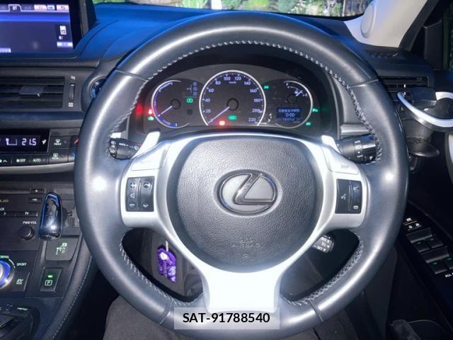 Lexus CT 2013-09 8036387-15