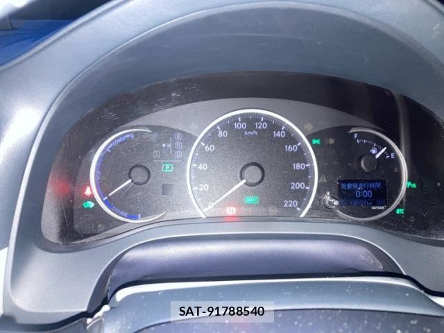 Lexus CT 2013-09 8036387-16