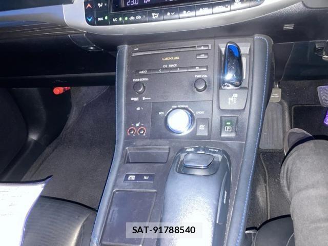 Lexus CT 2013-09 8036387-18