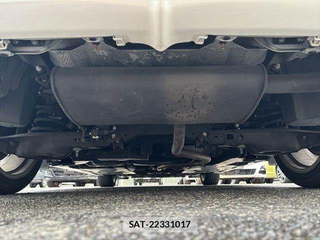 Lexus CT 2011-11 8036388-28