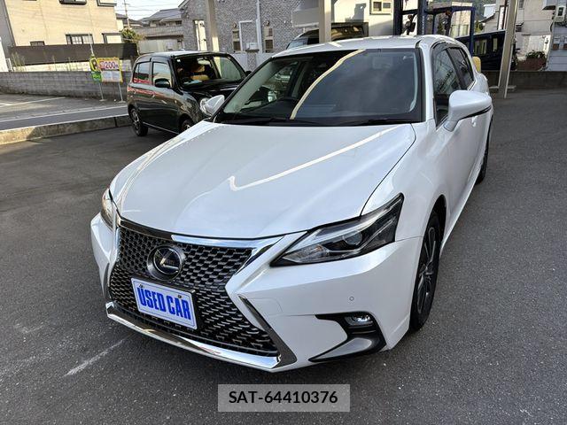 Lexus CT 2017-12 8074325-0