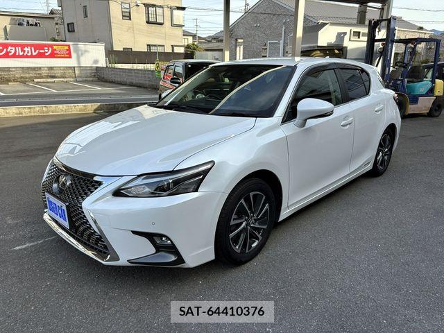 Lexus CT 2017-12 8074325-1