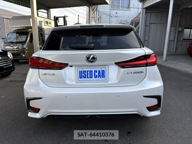 Lexus CT 2017-12 8074325-7