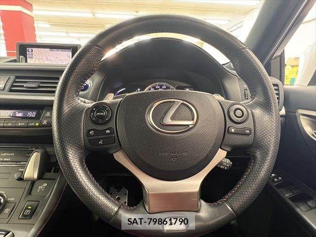 Lexus CT 2014-01 8074323-9