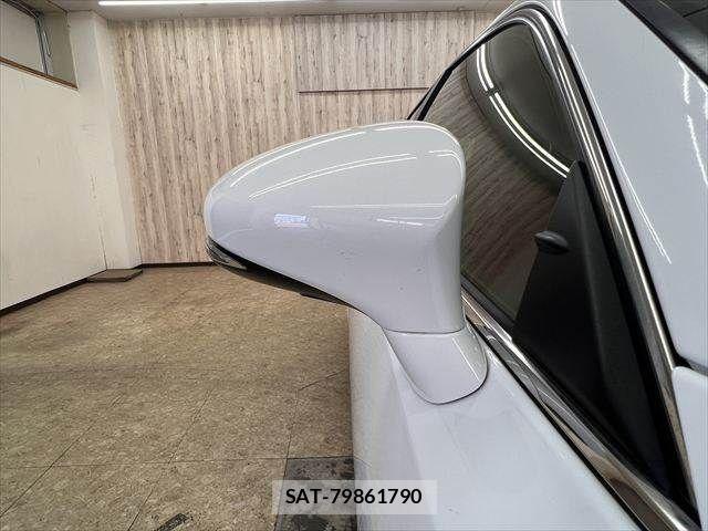 Lexus CT 2014-01 8074323-25