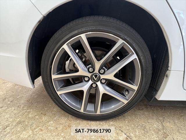 Lexus CT 2014-01 8074323-26