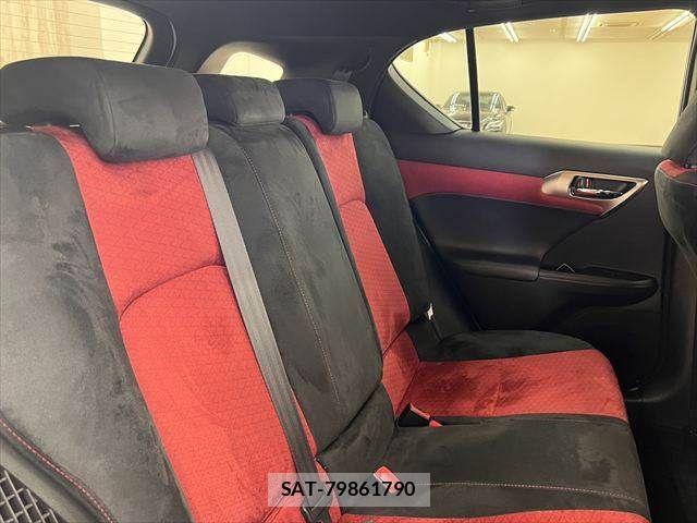 Lexus CT 2014-01 8074323-7