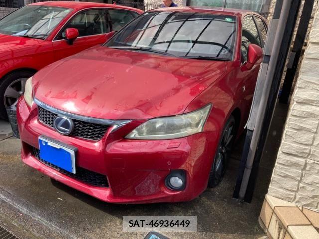 Lexus CT 2011-02 8100108-1