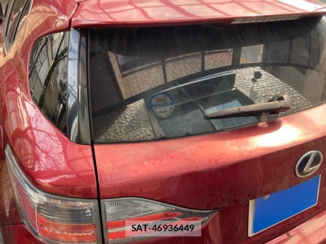 Lexus CT 2011-02 8100108-4