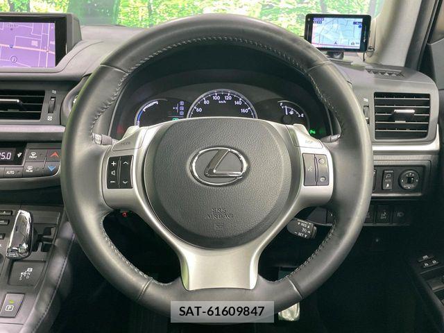Lexus CT 2013-08 8100106-10