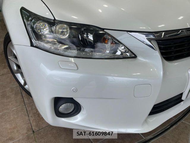 Lexus CT 2013-08 8100106-11