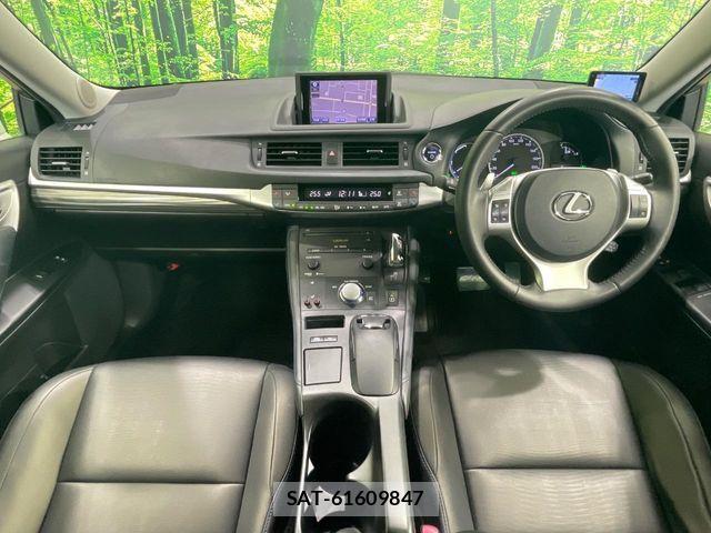 Lexus CT 2013-08 8100106-1