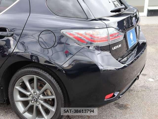 Lexus CT 2011-08 8130990-14