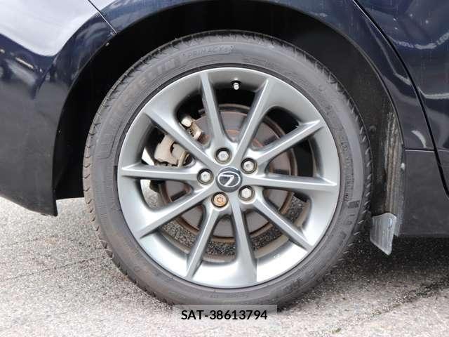 Lexus CT 2011-08 8130990-20