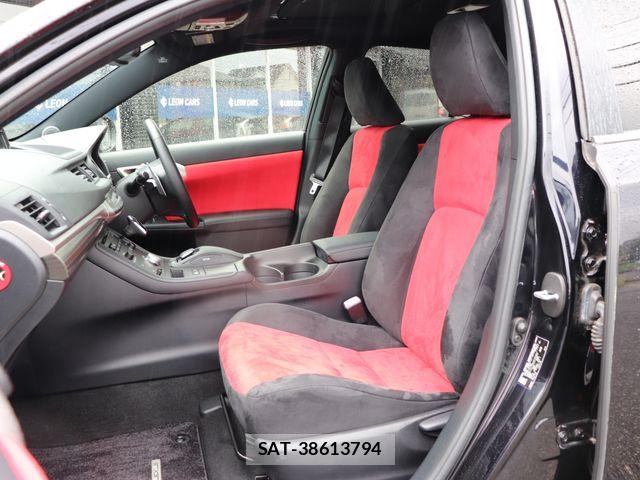 Lexus CT 2011-08 8130990-24