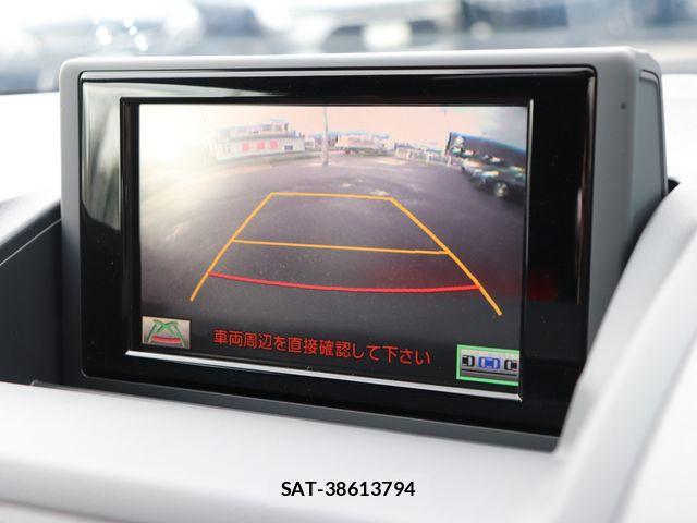 Lexus CT 2011-08 8130990-28