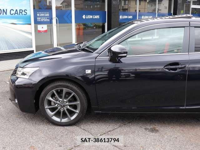 Lexus CT 2011-08 8130990-8