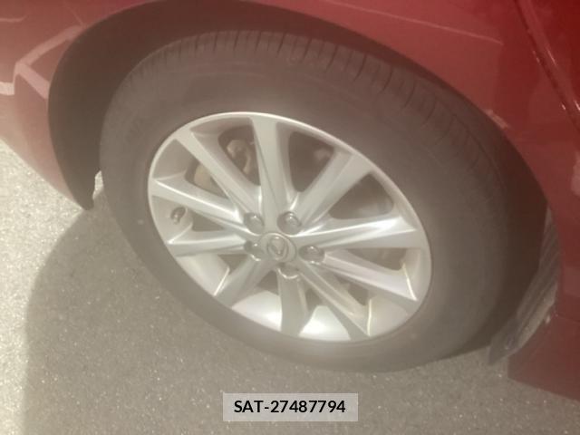 Lexus CT 2012-01 8130993-4