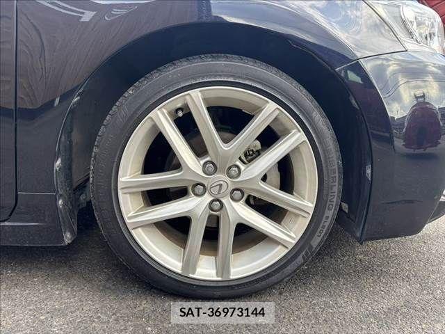 Lexus CT 2015-07 8130992-12
