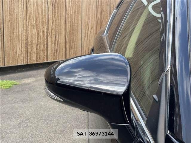 Lexus CT 2015-07 8130992-26
