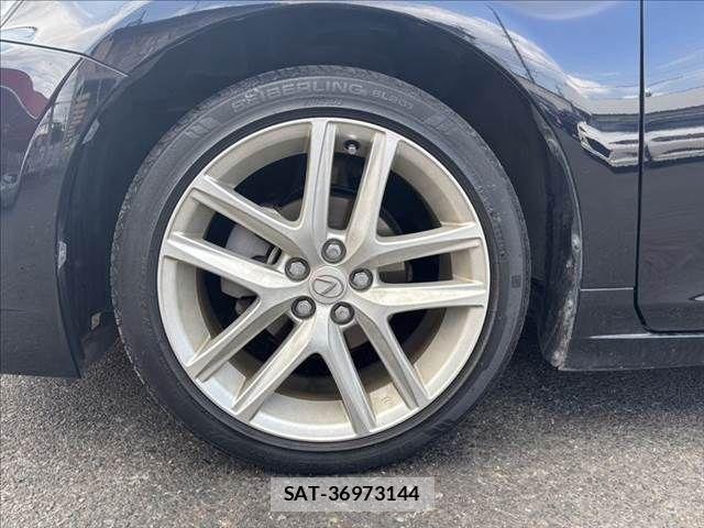 Lexus CT 2015-07 8130992-28