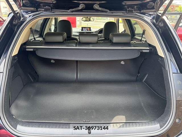 Lexus CT 2015-07 8130992-8