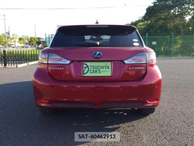 Lexus CT 2013-06 8146052-9