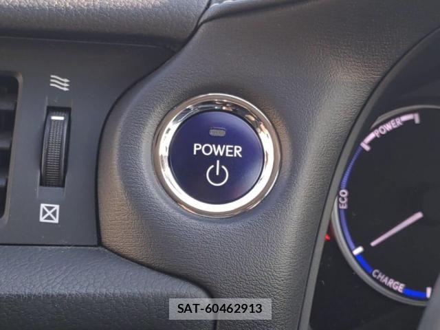 Lexus CT 2013-06 8146052-12