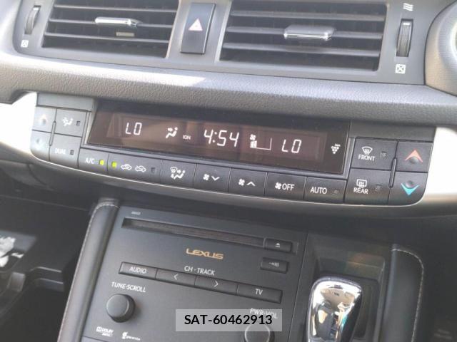 Lexus CT 2013-06 8146052-13