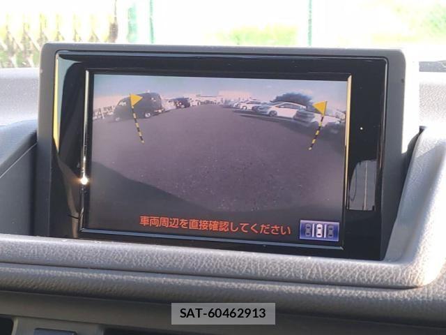 Lexus CT 2013-06 8146052-17