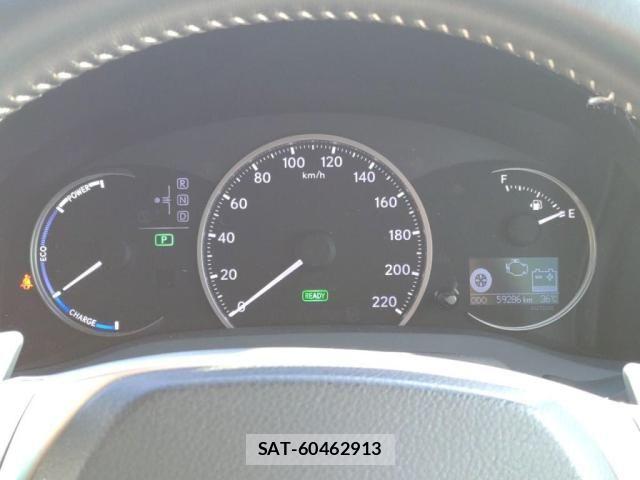 Lexus CT 2013-06 8146052-28