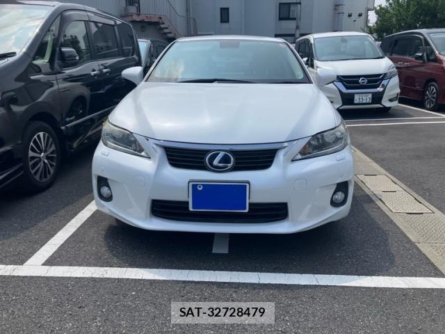 Lexus CT 2012-11 8146051-0