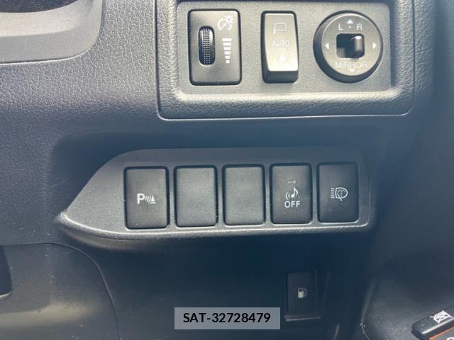 Lexus CT 2012-11 8146051-15