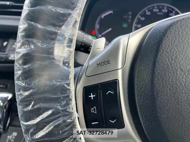 Lexus CT 2012-11 8146051-17