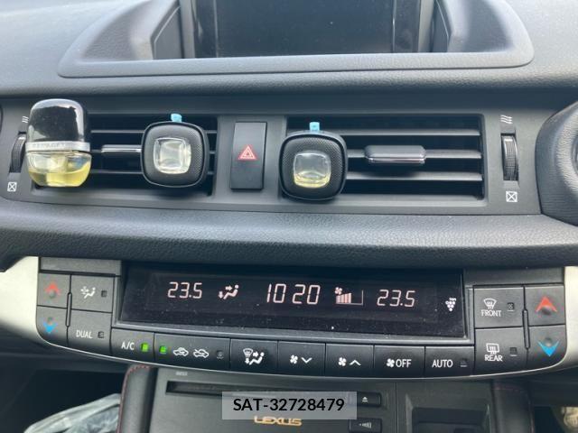 Lexus CT 2012-11 8146051-18