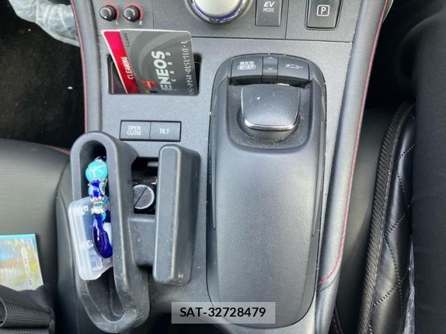 Lexus CT 2012-11 8146051-20