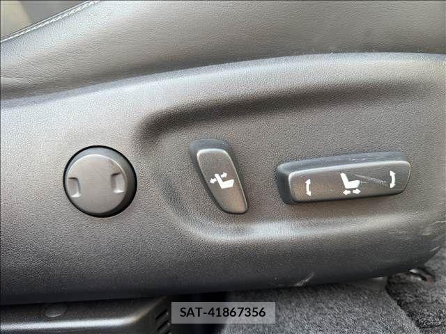 Lexus CT 2018-05 8208339-13