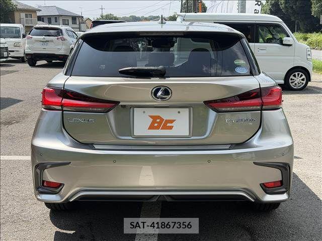Lexus CT 2018-05 8208339-22