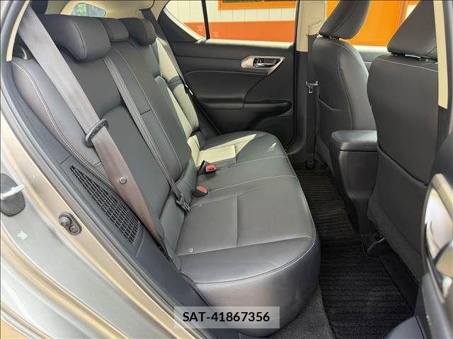 Lexus CT 2018-05 8208339-25