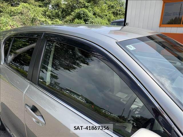 Lexus CT 2018-05 8208339-29